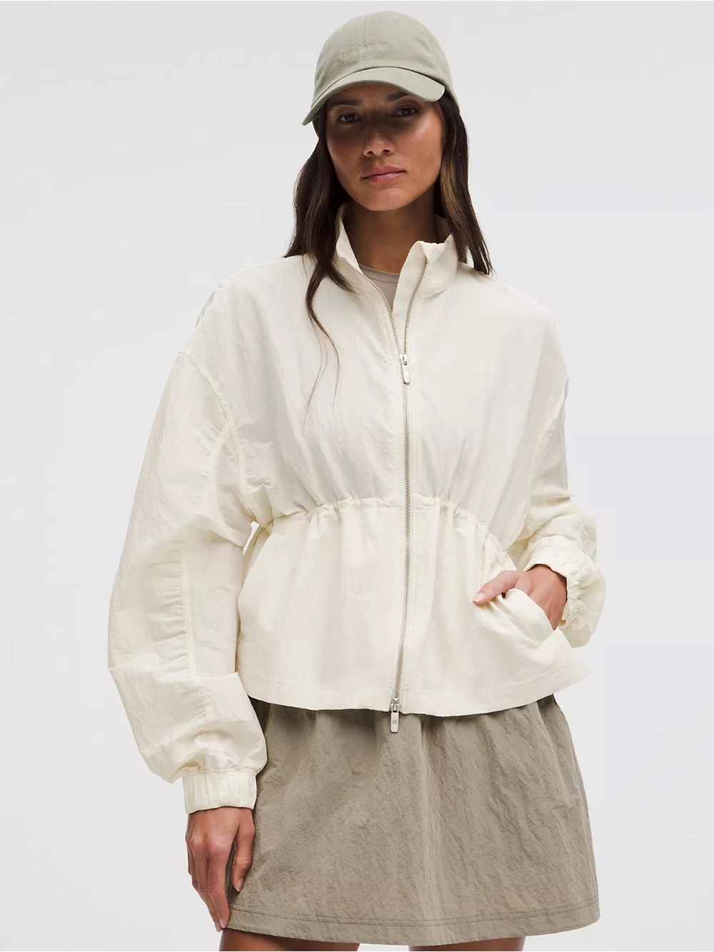 Lululemon Crinkle Nylon Cinchable Jacket in Light Ivory (US 6)
